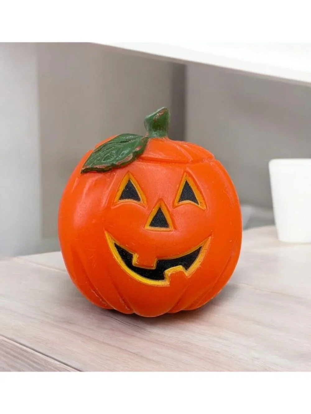 Halloween Pumpkin Pin Smiling Jack-O-Lantern Brooch Hallmark Orange Fall